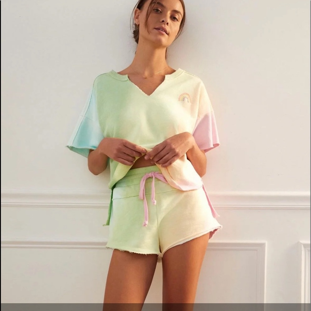 Anthro SET shorts shirt rainbow logo color